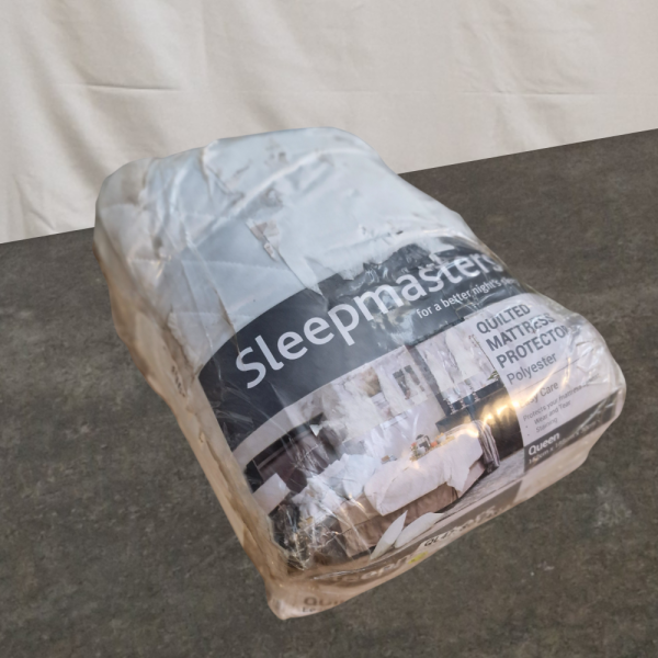 LOT 19 Main2 Quilted Queen Mattress Protector