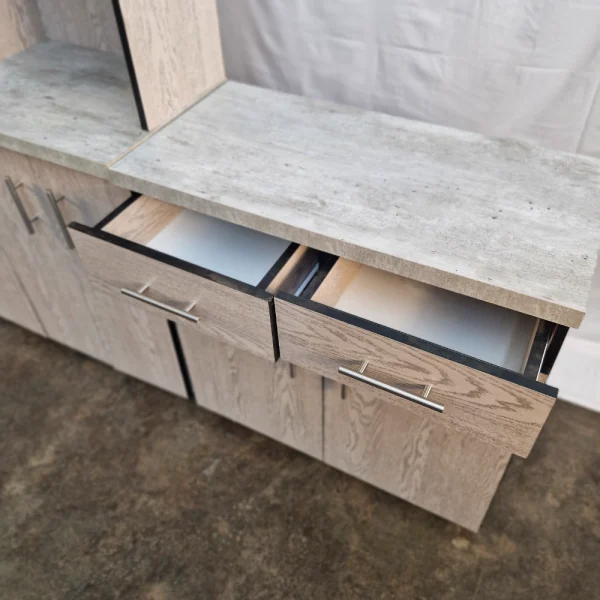 Lot 32 (11) Oakland 2pce Kitchen Unit