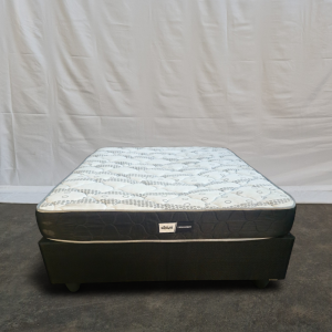 Cozy Nights Turnberry Queen Base Set